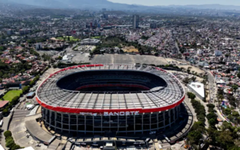 Terremoto de 5,2 graus atinge Cidade do México a dias da Copa