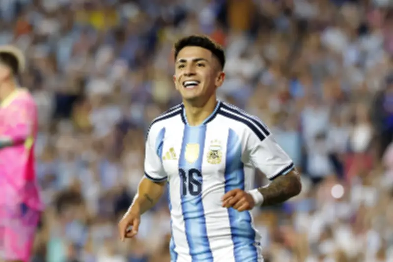 Thiago Almada manda recado à torcida do Botafogo após jogo da Argentina