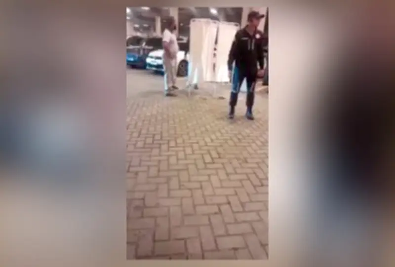 Tiroteio em shopping de Duque de Caxias deixa PM ferido e causa pânico