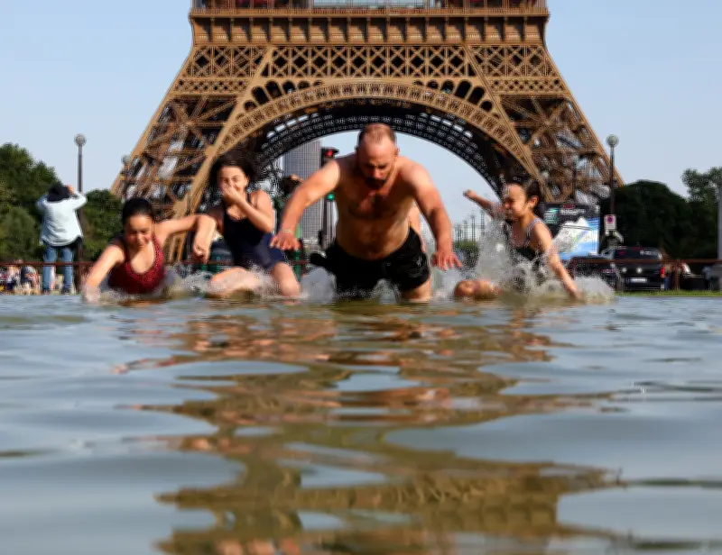 Torre Eiffel fecha e França registra 40 mortes por afogamento em onda de calor