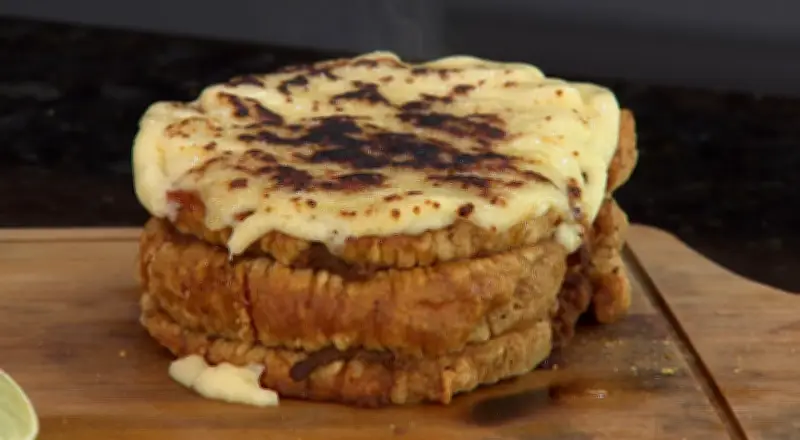 Torresmo de rolo com requeijão: receita prática e crocante