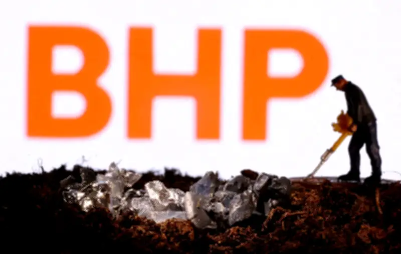 Trabalhadores da BHP em Port Hedland aprovam greve por melhores salários