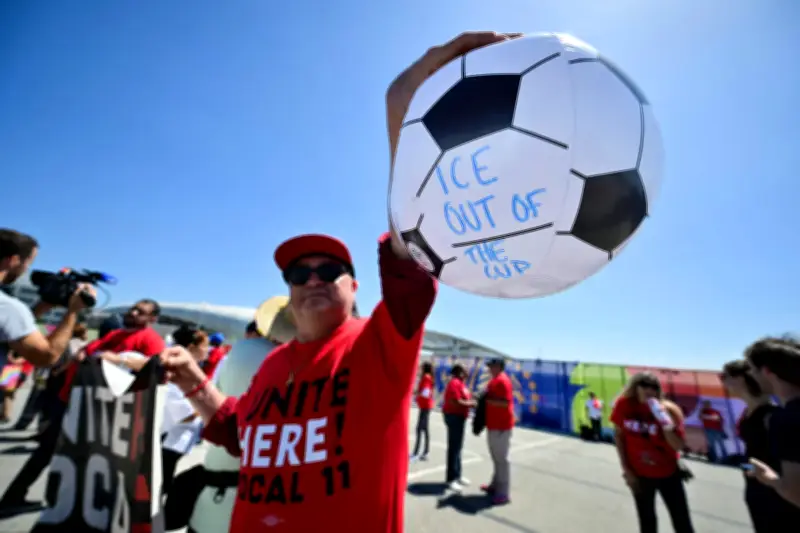 Trabalhadores do SoFi Stadium evitam greve com acordo provisório antes da Copa 2026