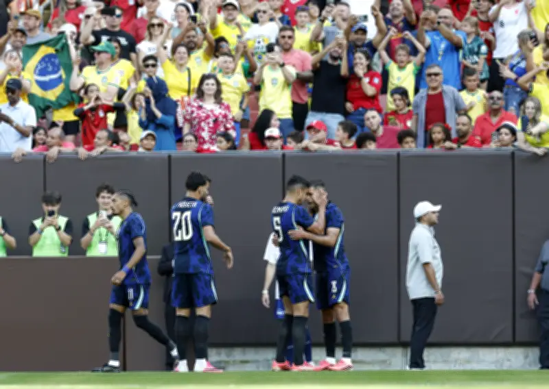 Trio de meias e Endrick brilham, mas lesão de Wesley preocupa Brasil