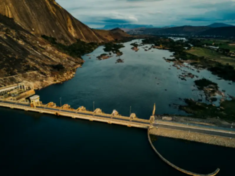 Trânsito interrompido na barragem de Aimorés para manutenção
