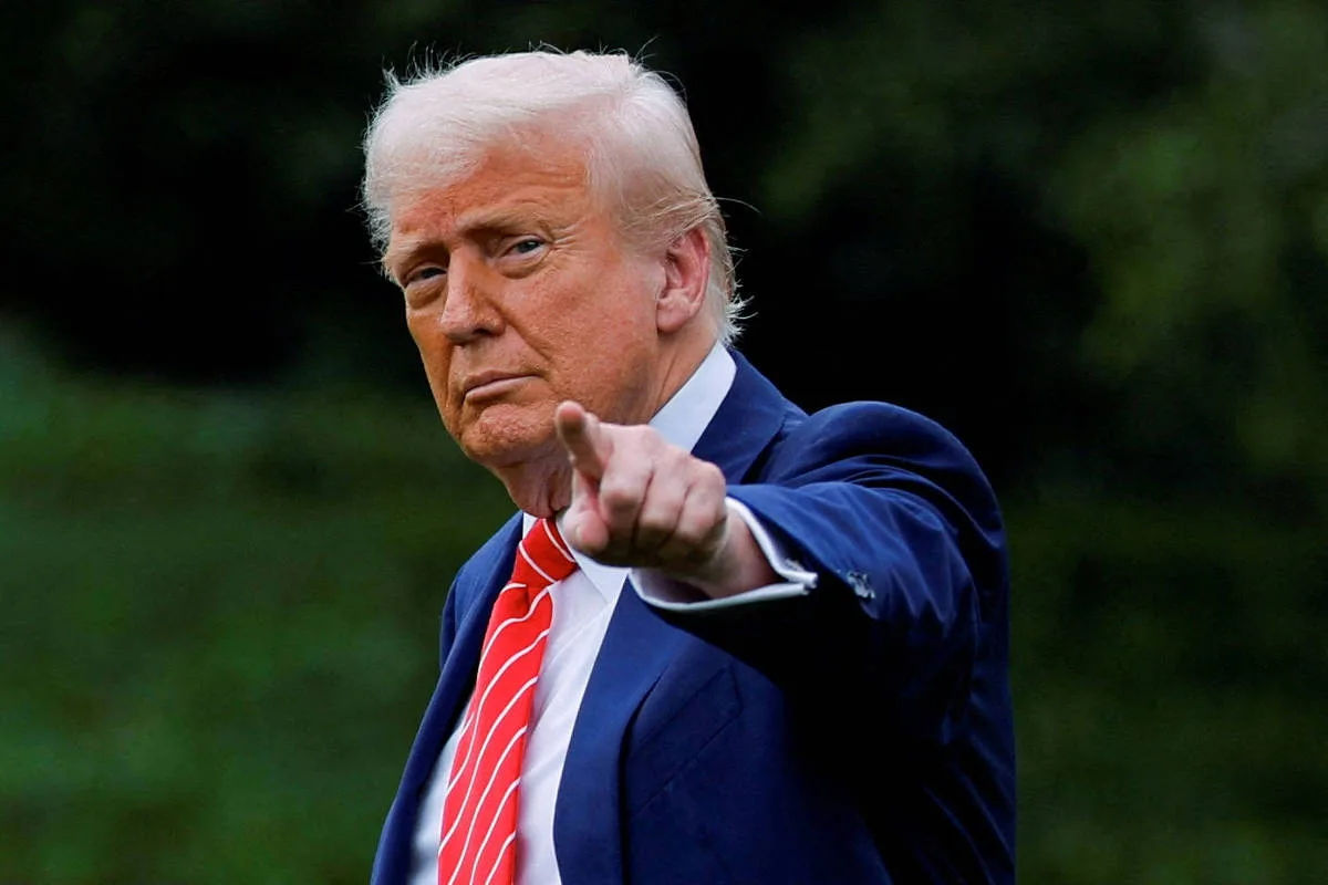 Trump assina decreto que proíbe entrada de cidadãos de 12 países nos EUA
