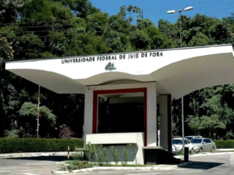 UFJF abre 1.418 vagas ociosas para transferência e portadores de diploma