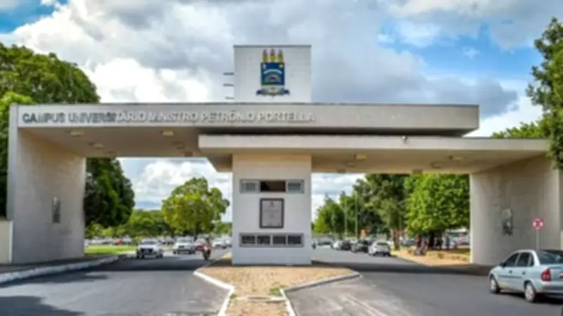 UFPI abre 29 vagas temporárias para intérprete de Libras e cuidador