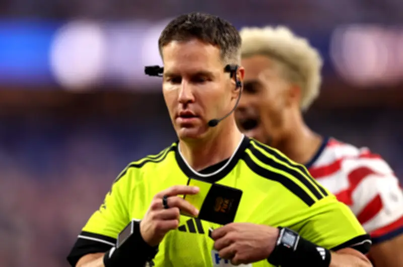 VAR corrige erro de identidade em cartão amarelo na Copa do Mundo