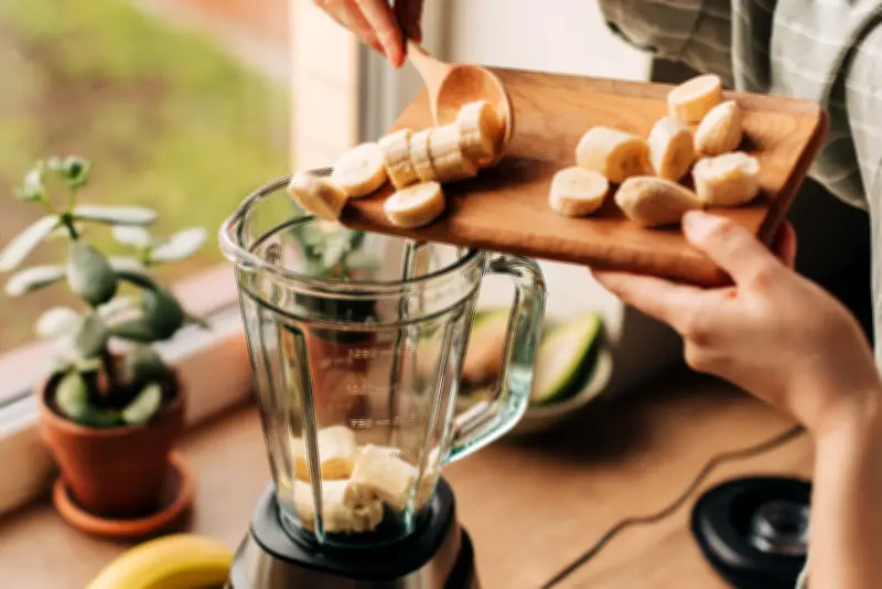Vitamina de banana com aveia: receita cremosa e saudável para o café da manhã