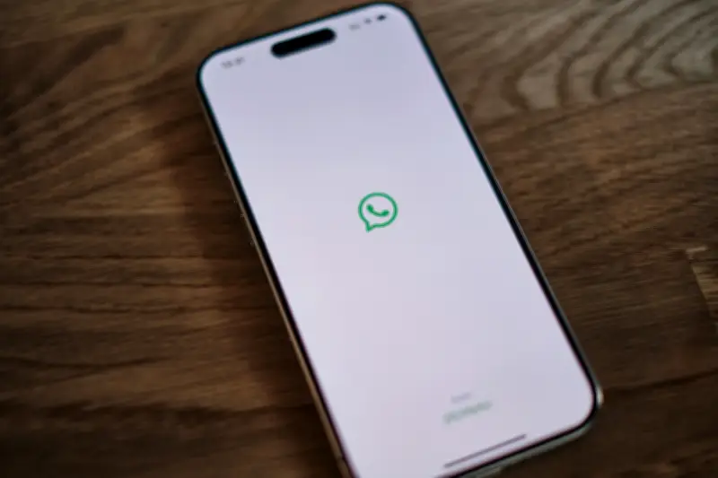 WhatsApp domina a tela inicial dos brasileiros, aponta pesquisa