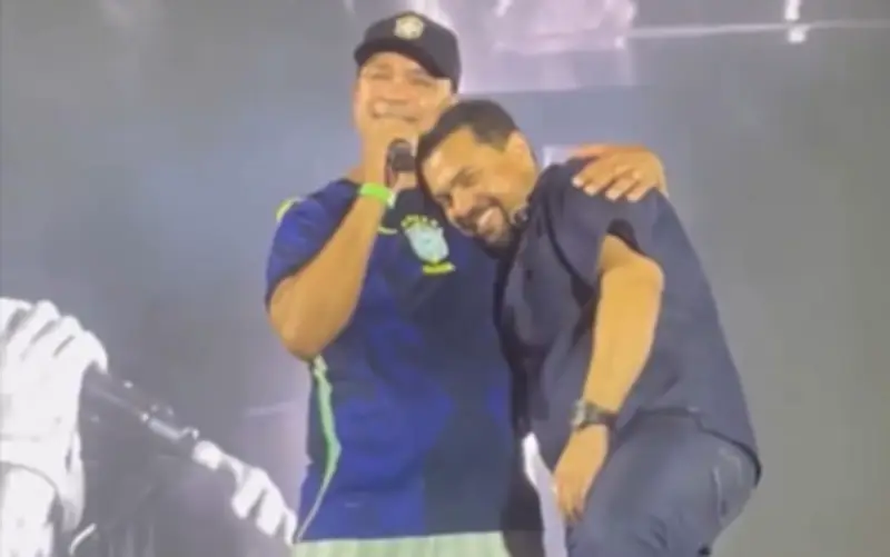 Xand Avião convida Riquelme ao palco em show nostálgico em Aracaju