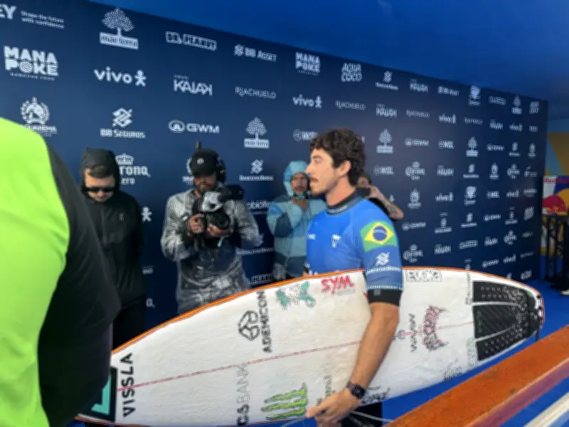 Yago Dora vence Fioravanti e é bicampeão em Saquarema