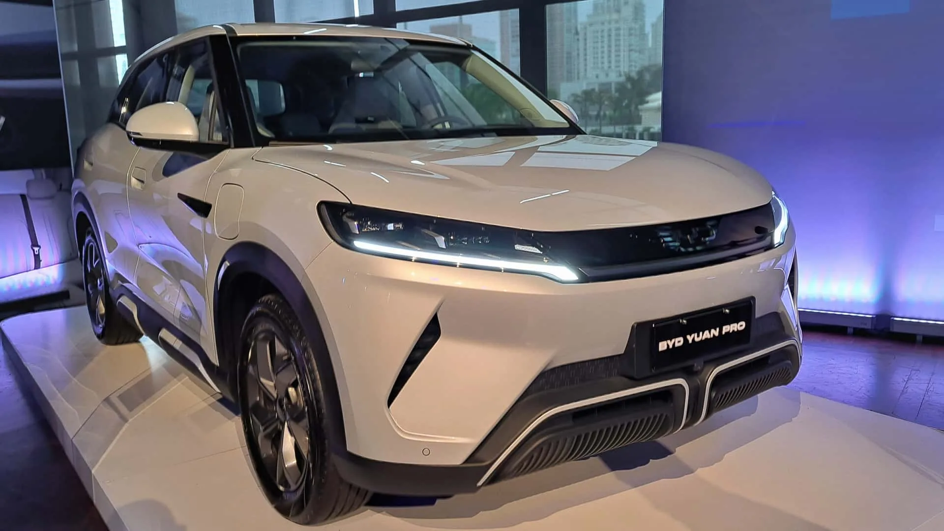 BYD Yuan Pro tem preço promocional de R$ 159.800 e rivaliza com Hyundai Creta
