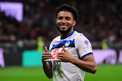 Ancelotti chama Éderson para lugar de Wesley e ajusta meio-campo