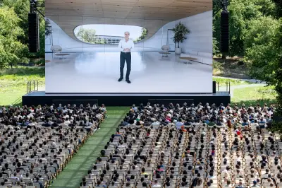 Apple Revela Nova Estratégia de IA na WWDC com Siri Reformulada