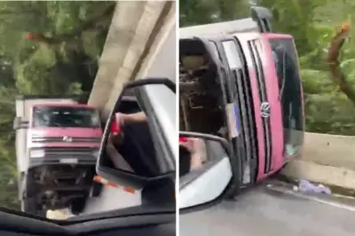 Caminhão tomba na Rodovia Oswaldo Cruz em Ubatuba e interdita trecho