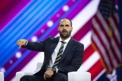 Condenação de Eduardo Bolsonaro repercute na imprensa internacional