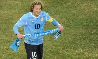 Diego Forlán vê Uruguai como adversário 'problemático' para Espanha na Copa