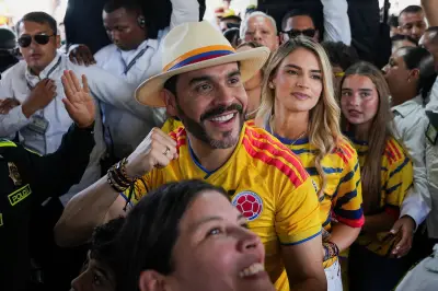 Direitista Abelardo de la Espriella vence 2º turno na Colômbia