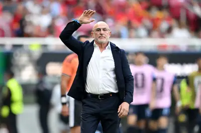 Espanha vence Uruguai e avança na Copa; técnico exalta adaptação