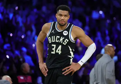 Giannis Antetokounmpo trocado para o Miami Heat em acordo bombástico