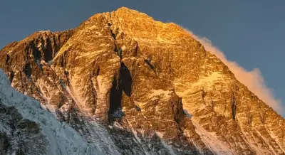 Guia sherpa sobrevive milagrosamente no Monte Everest após semana desaparecido