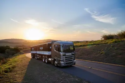 IA e reforma tributária transformam setor de transporte e logística