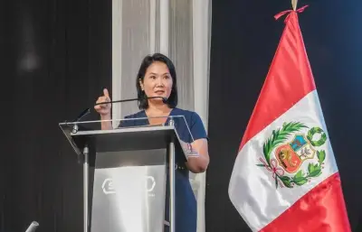 Keiko Fujimori reassume liderança na apuração do segundo turno no Peru