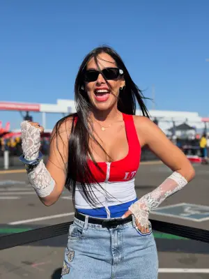 Larissa Riquelme celebra vitória do Paraguai sobre Alemanha nos pênaltis