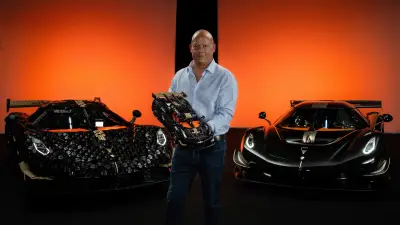 Lego recria Koenigsegg Sadair's Spear em tamanho real com 327 mil peças
