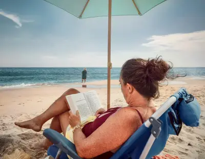 Livro brasileiro está em lista de leituras de verão do New York Times