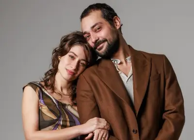 Luisa Arraes e Sterblitch em nova montagem de O Beijo no Asfalto