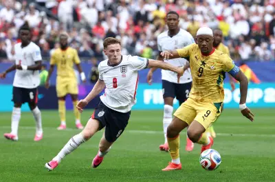 Manchester City fecha contratação recorde de Elliot Anderson por R$ 790 milhões