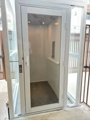 Mobilidade em imóveis: elevadores, plataformas e conforto diário