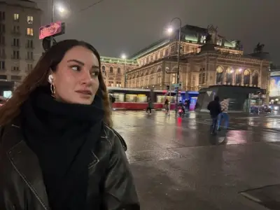 Morte de atriz turca Ece İrtem: suspeitas de ataque cardíaco e abuso de medicamentos