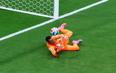 Muslera se desculpa após eliminação do Uruguai na Copa do Mundo