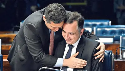 PEC do fim da escala 6×1 completa um mês sem relator no Senado