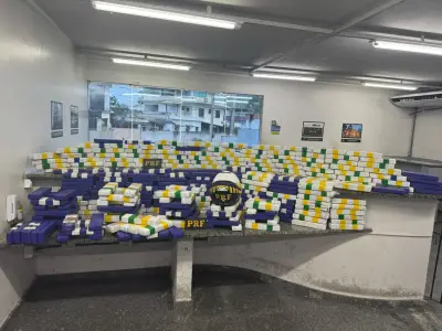 PRF apreende mais de 200 kg de maconha em caminhão na BR-101 em Campos