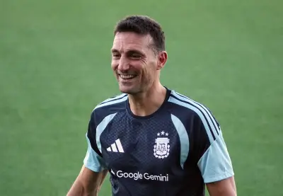 Scaloni confiante para Copa e revela torcida pelo Brasil