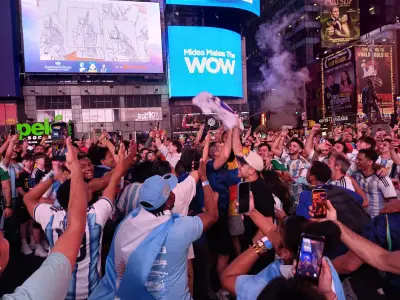 Torcida argentina em NY exalta Messi e provoca Brasil
