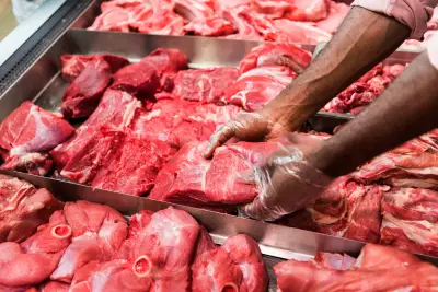 UE retira Brasil de lista de exportação de carnes; frigoríficos caem na Bolsa