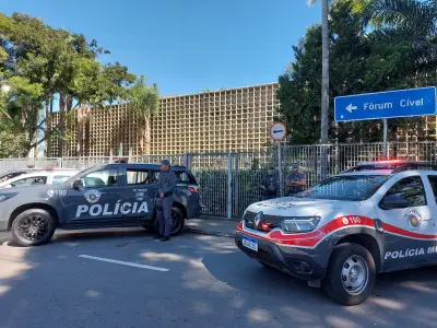 Viúva de motorista morto no ataque a delator do PCC depõe em júri