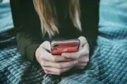 23% dos brasileiros já tiveram encontro por app de relacionamento