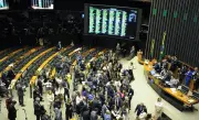 68% dos brasileiros não lembram nenhum deputado federal, aponta Datafolha