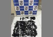 Adolescente é apreendido com mil papelotes de crack e pistola em Saquarema