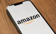 Amazon obtém linha de crédito de US$ 17,5 bi para gastos com IA