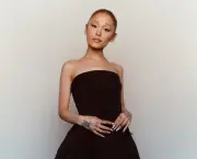 Ariana Grande retorna aos palcos com turnê 'Eternal Sunshine' após 7 anos