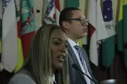 Audiência tensa na Câmara de Niterói sobre banheiros para pessoas trans