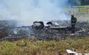 Avião cai em fazenda em Goiás; piloto de 74 anos sobrevive
